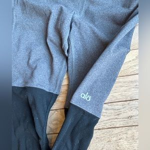 alo High-Waist Highlight Goddess Legging / size L / excellent condition
